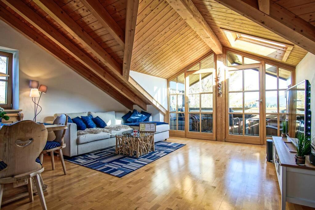 Luxury Living Near Weissensee +Balcony +Netflix Füssen Esterno foto