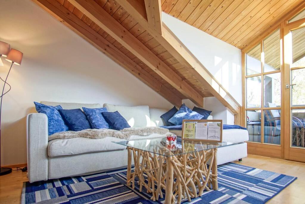 Luxury Living Near Weissensee +Balcony +Netflix Füssen Esterno foto