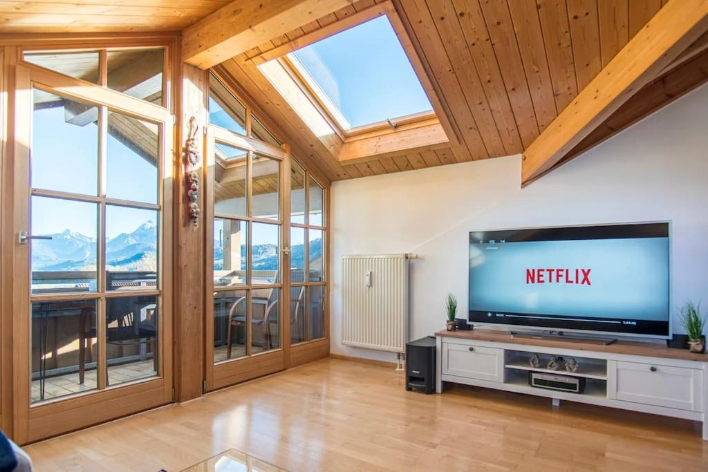 Luxury Living Near Weissensee +Balcony +Netflix Füssen Esterno foto