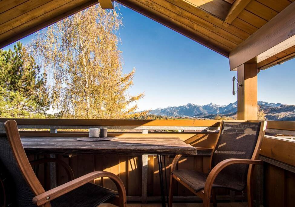 Luxury Living Near Weissensee +Balcony +Netflix Füssen Esterno foto